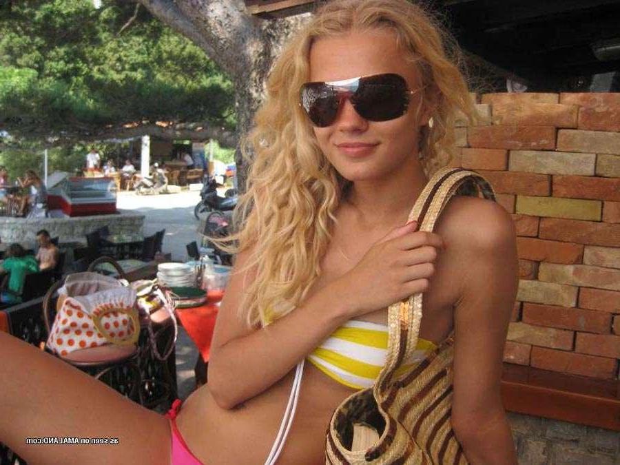 16P Gorgeous blonde teen wearing sexy bikinis at the beach