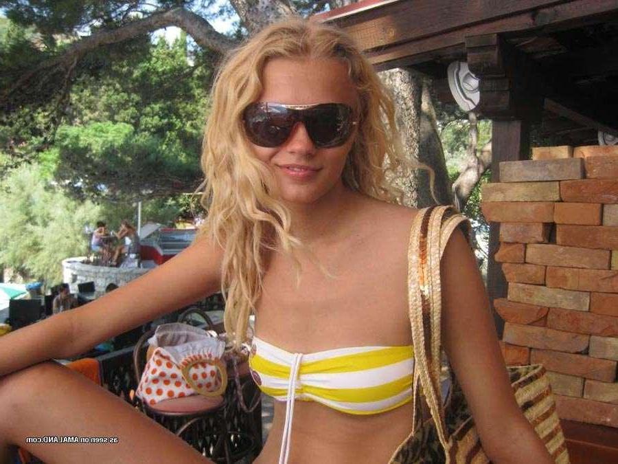 16P Gorgeous blonde teen wearing sexy bikinis at the beach