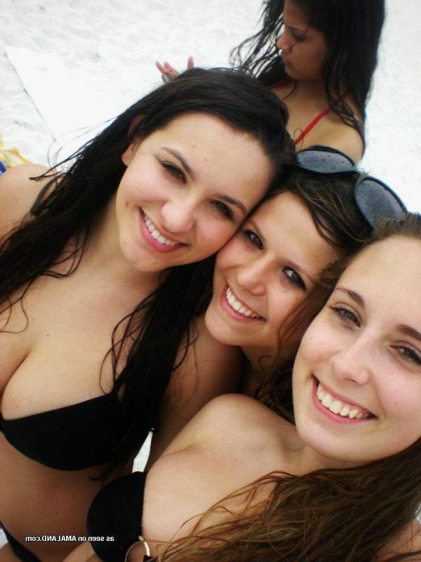 14P Selection of non-nude girlfriends posing in their bikinis