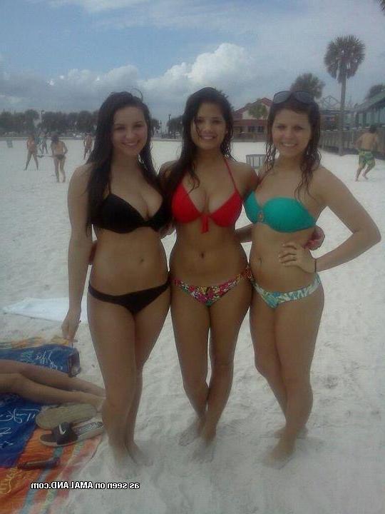 14P Selection of non-nude girlfriends posing in their bikinis