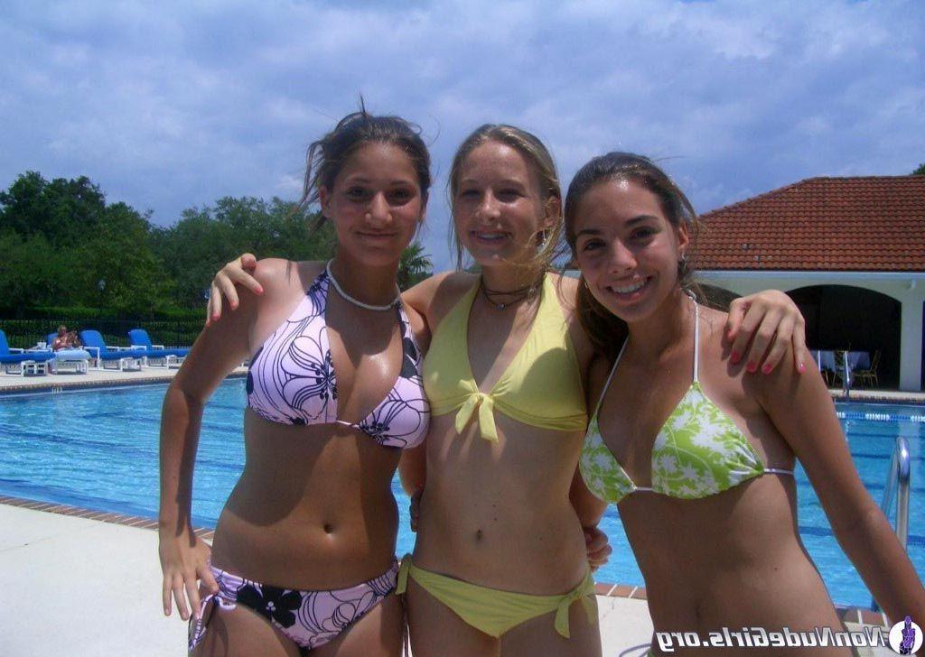 20P Pictures of hot teen girls going wild