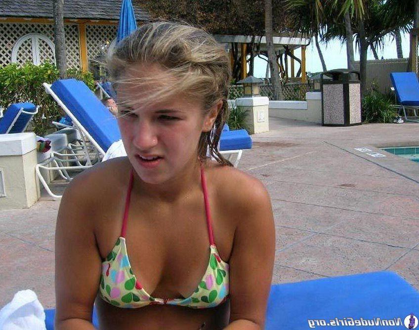 20P Pictures of hot teen girls going wild