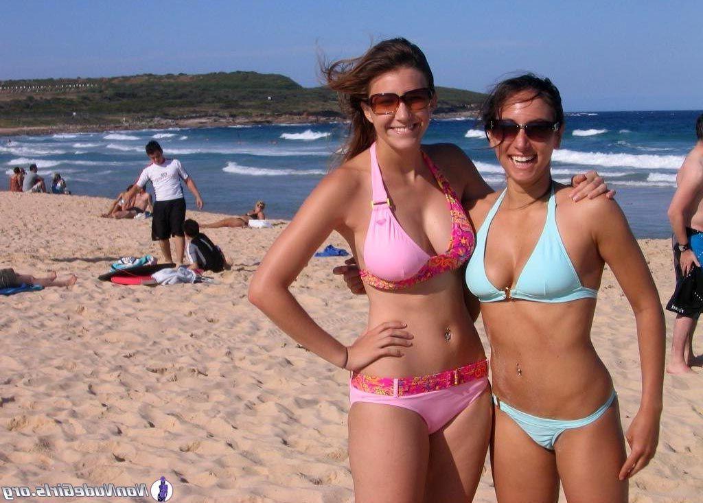 20P Pictures of hot teen girls going wild