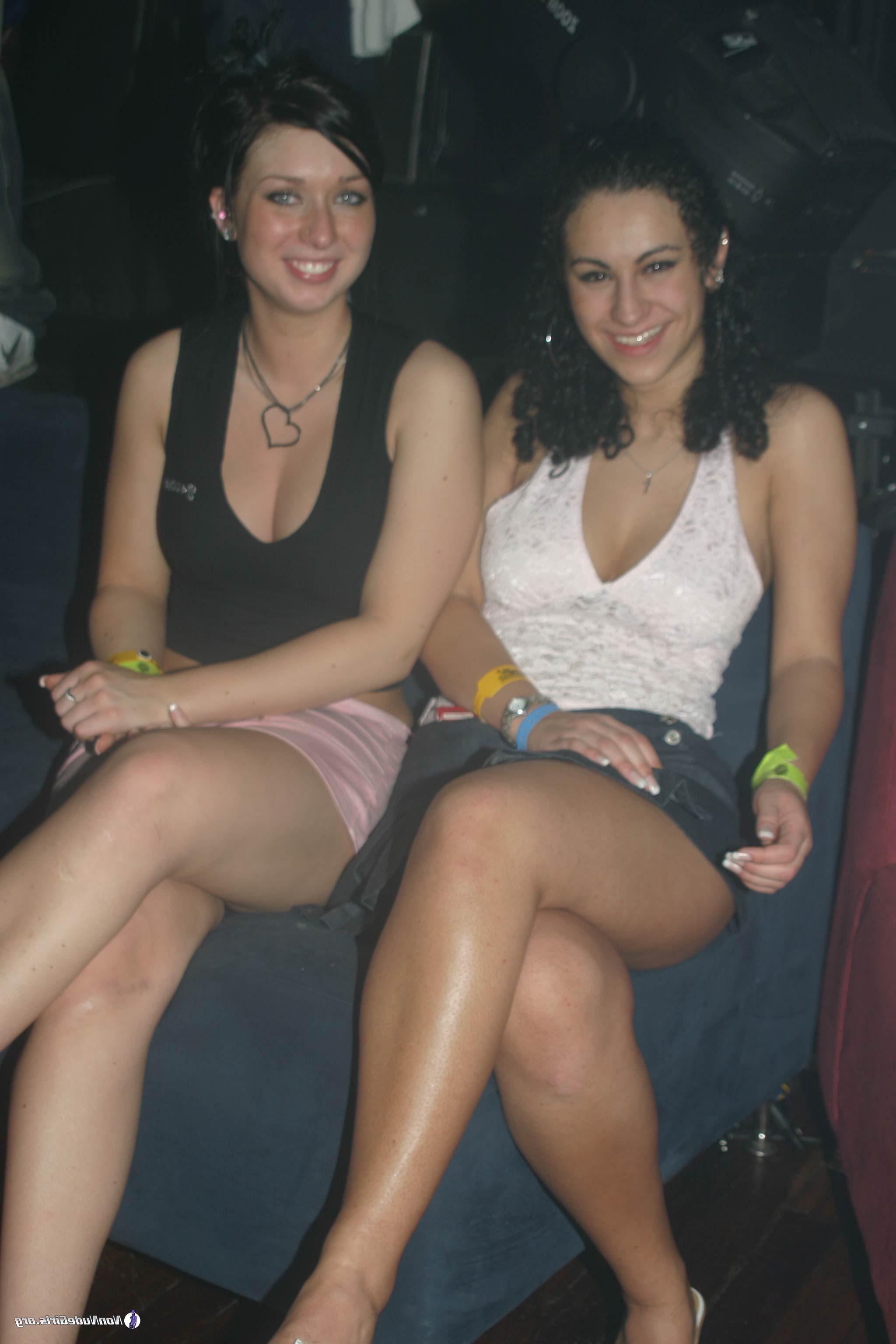 20P Pictures of hot girls getting their freak on at spring break