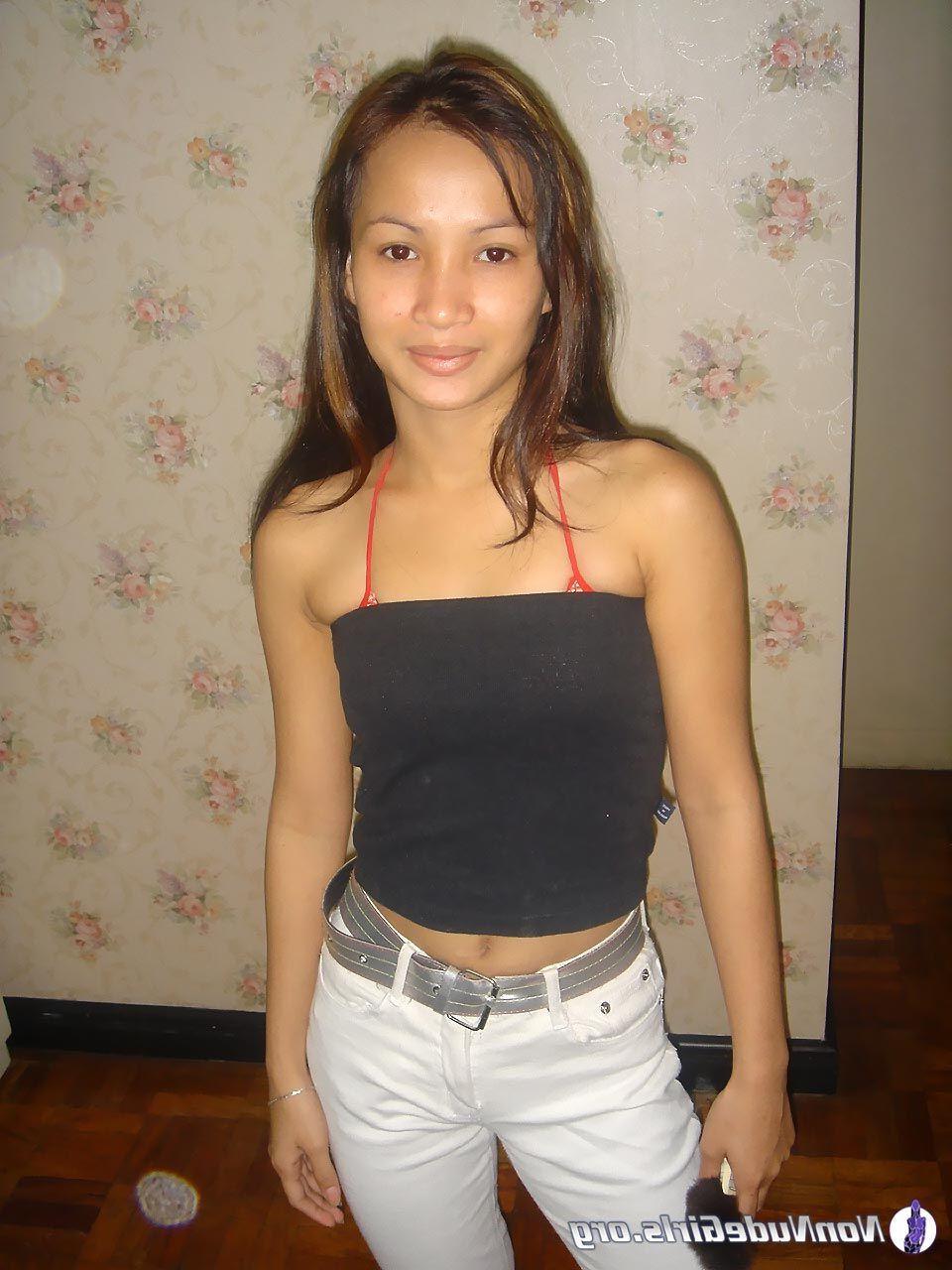 20P Pictures of naughty party girls going wild