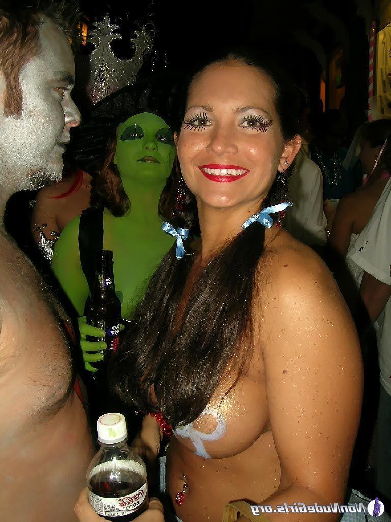 20P Pictures of naughty party girls going wild