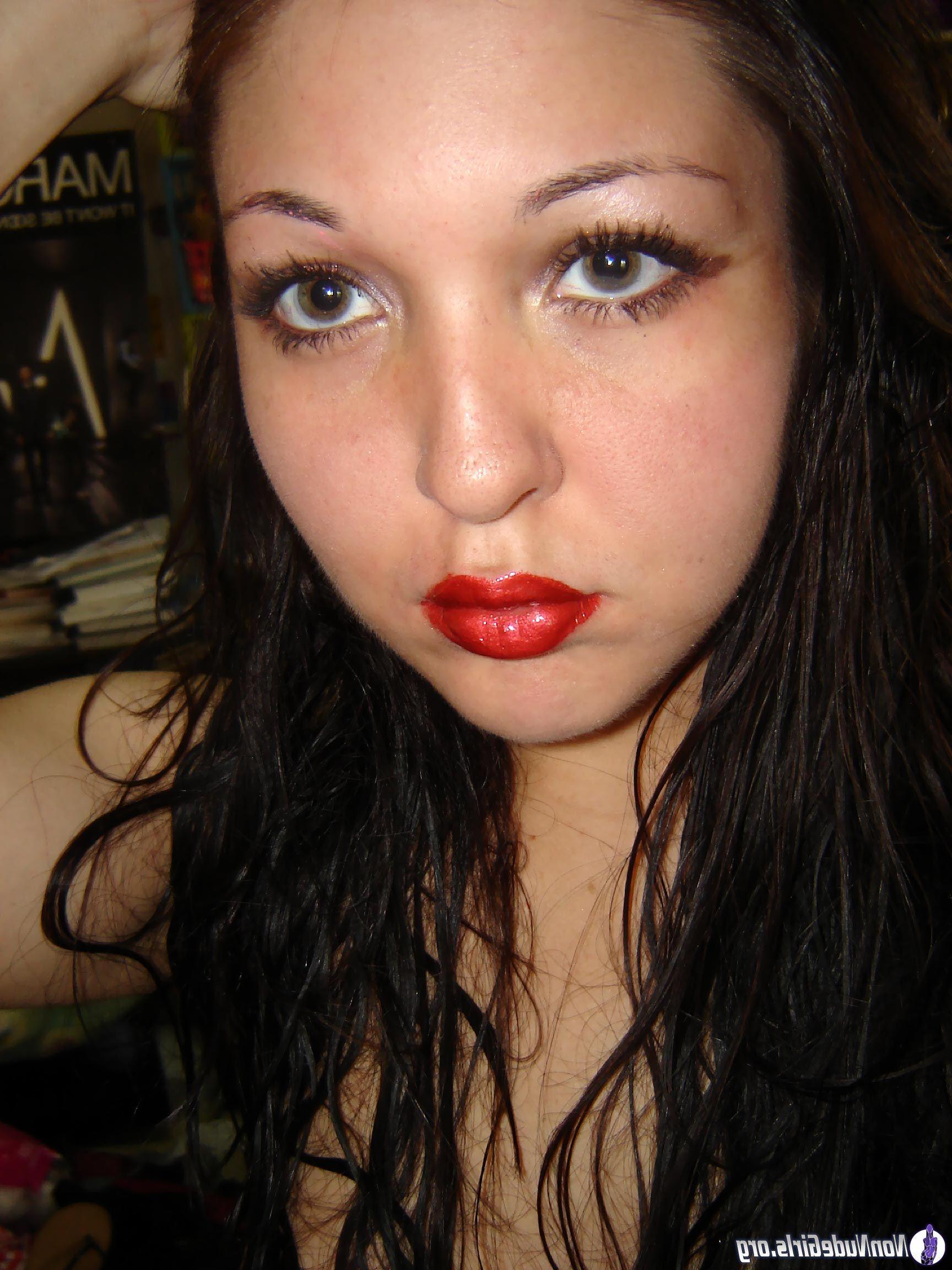 20P Pictures of naughty girls having fun