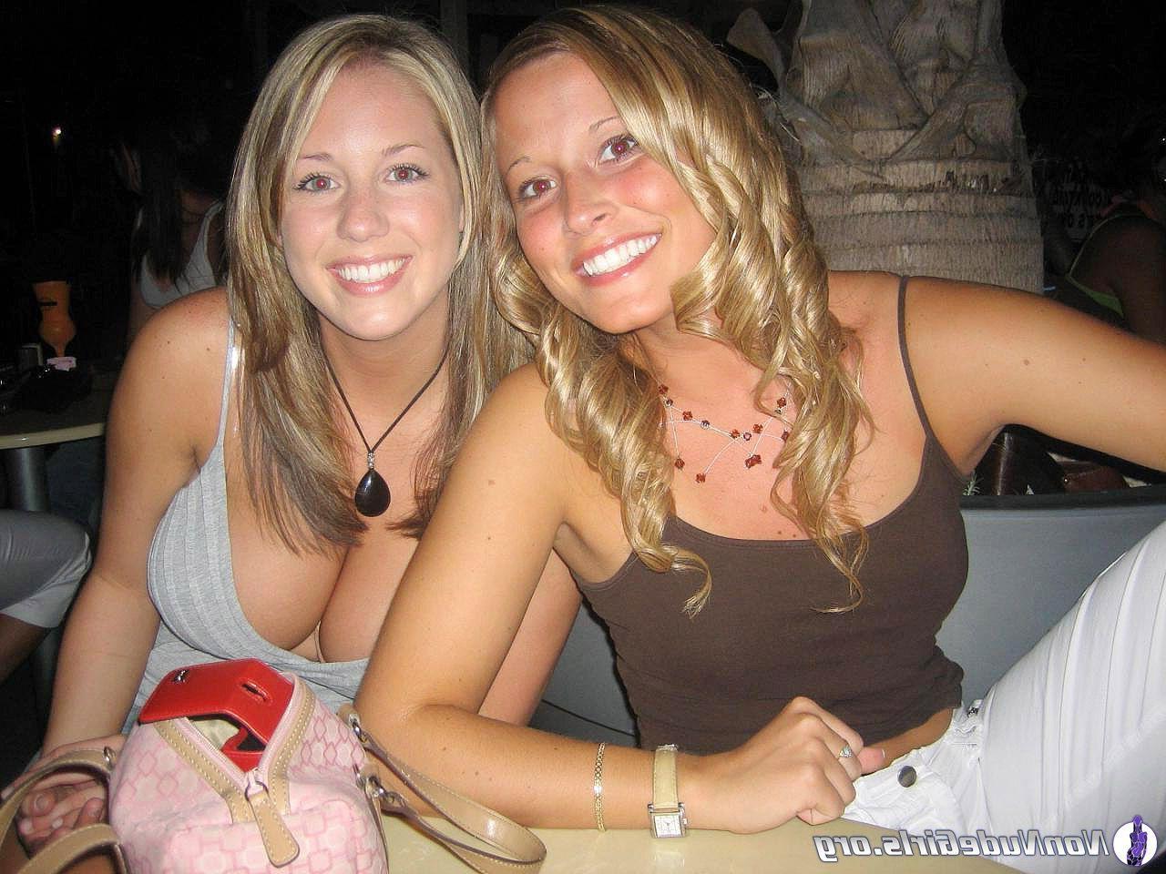 14P Pictures of hot teen girls being naughty