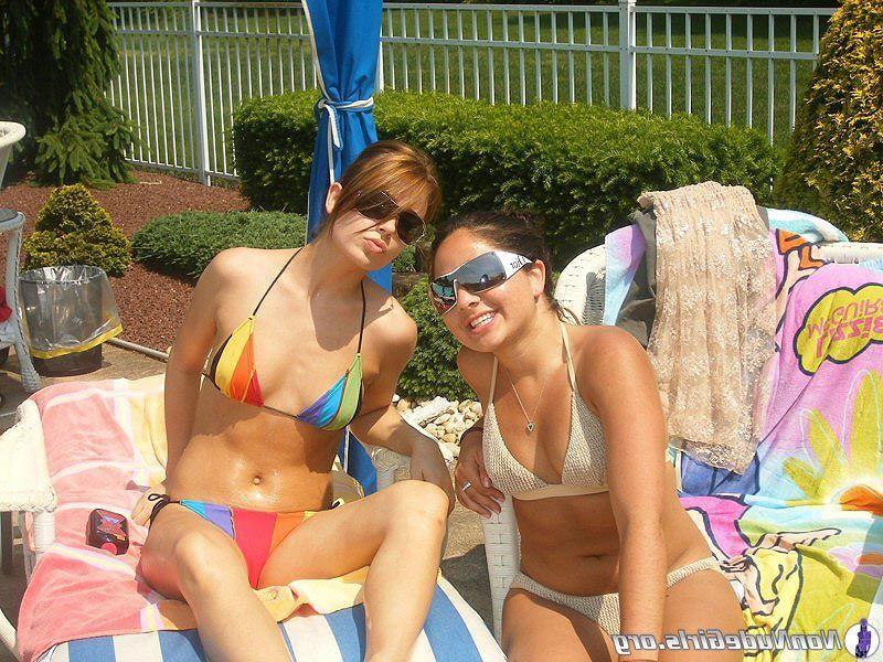 20P Pictures of hot nonnude girls teasing