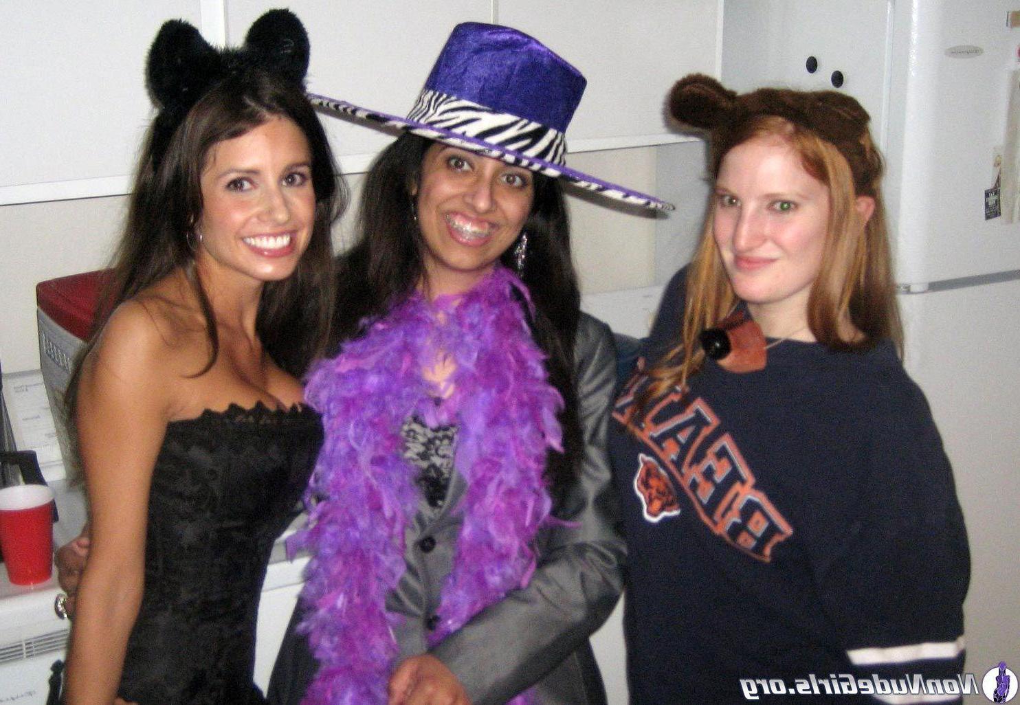 20P Pictures of stunning girls going wild