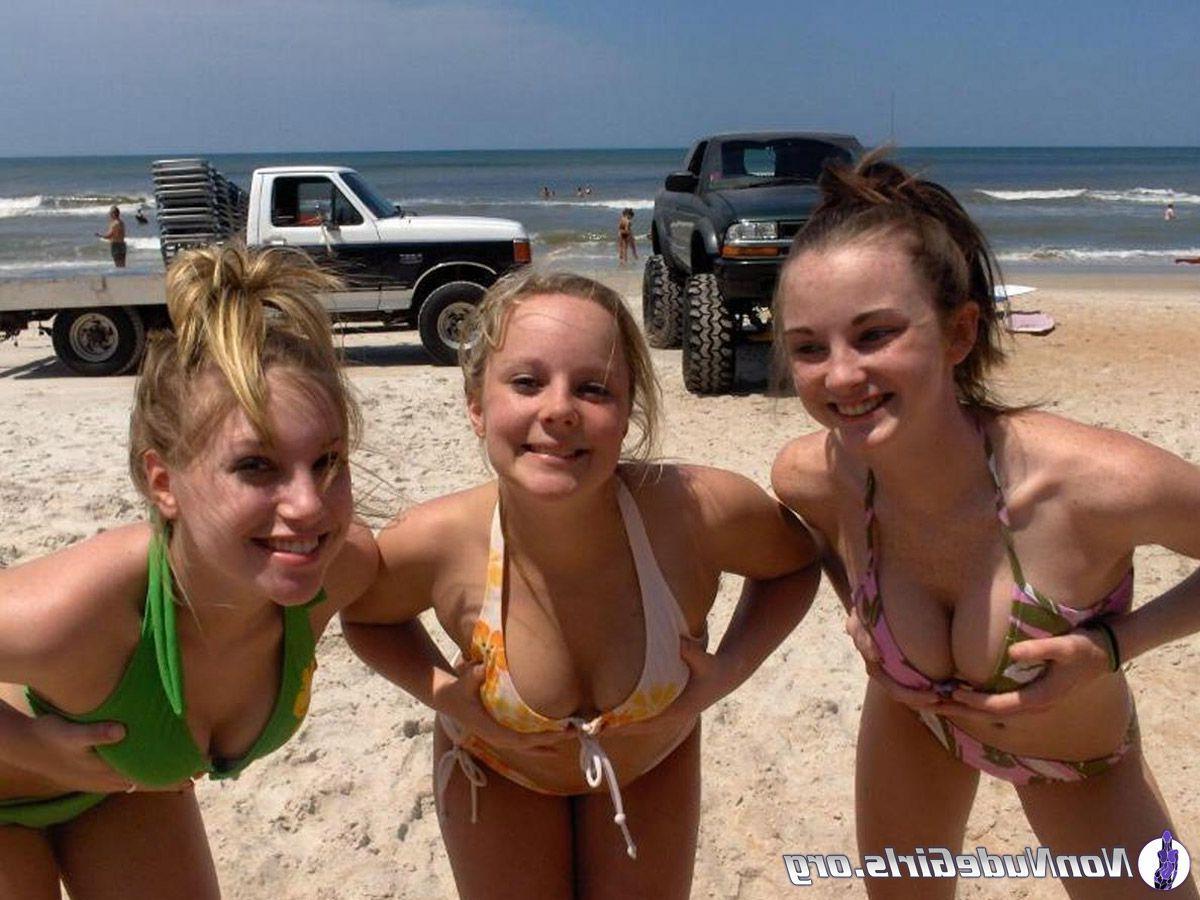 20P Pictures of hot nonnude girls teasing