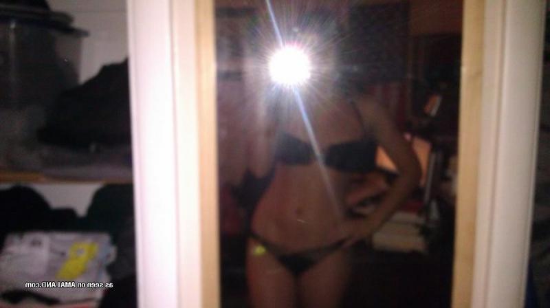 15P Compilation of a sexy amateur chick selfshooting in lingerie