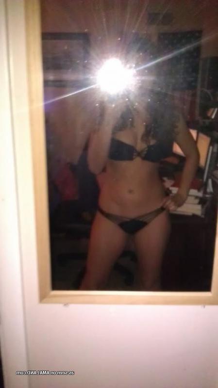 15P Compilation of a sexy amateur chick selfshooting in lingerie