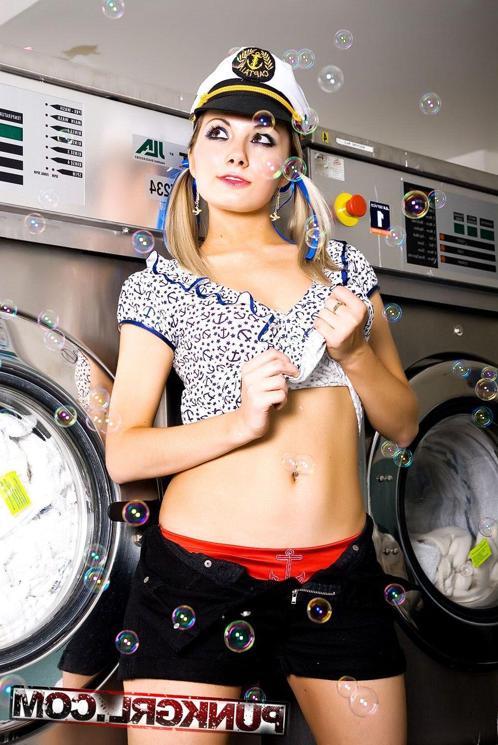 20P Pictures of Cherry Hannah being kinky in the laundry room