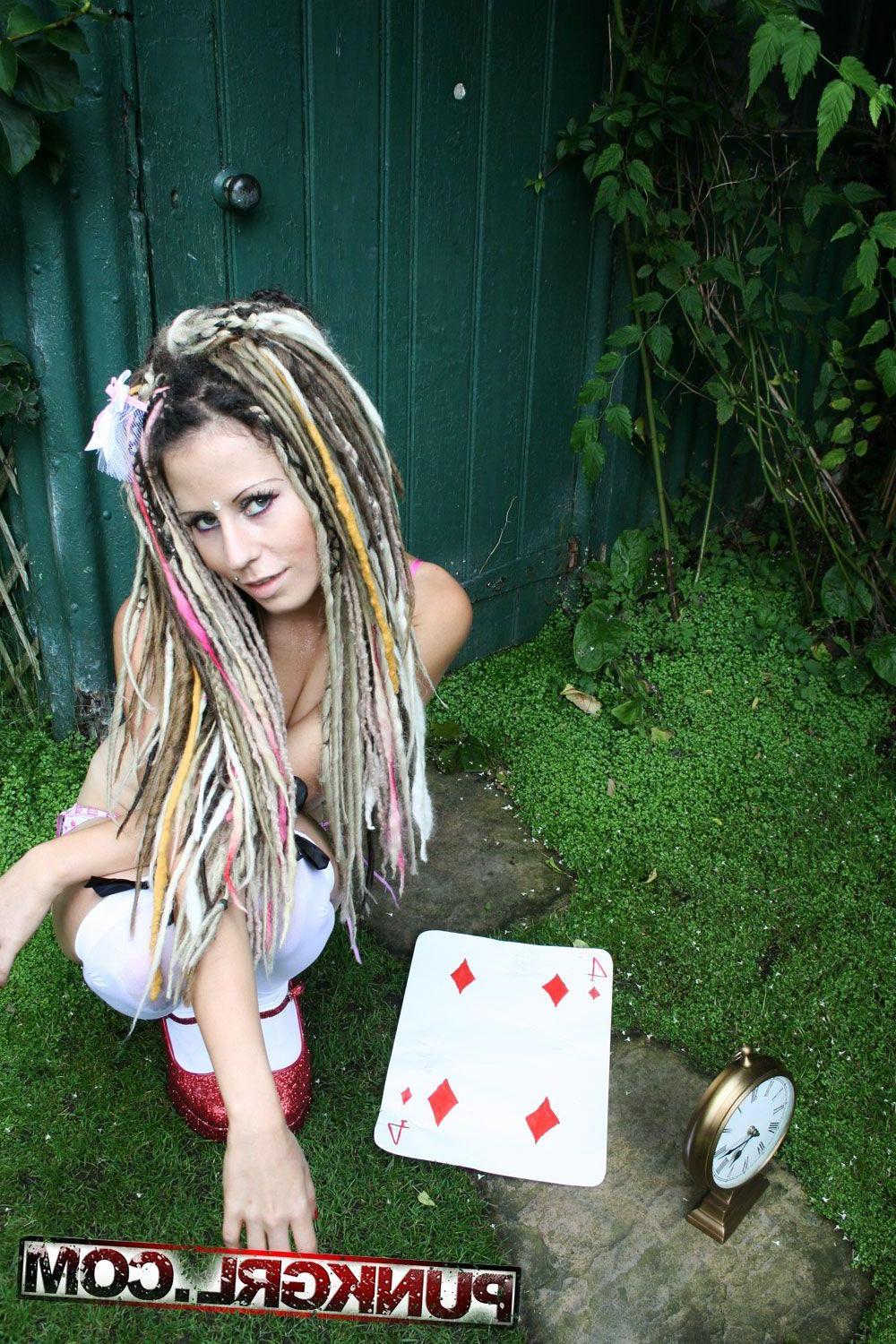 20P Pictures of punk girl Blink taking a trip to wonder land