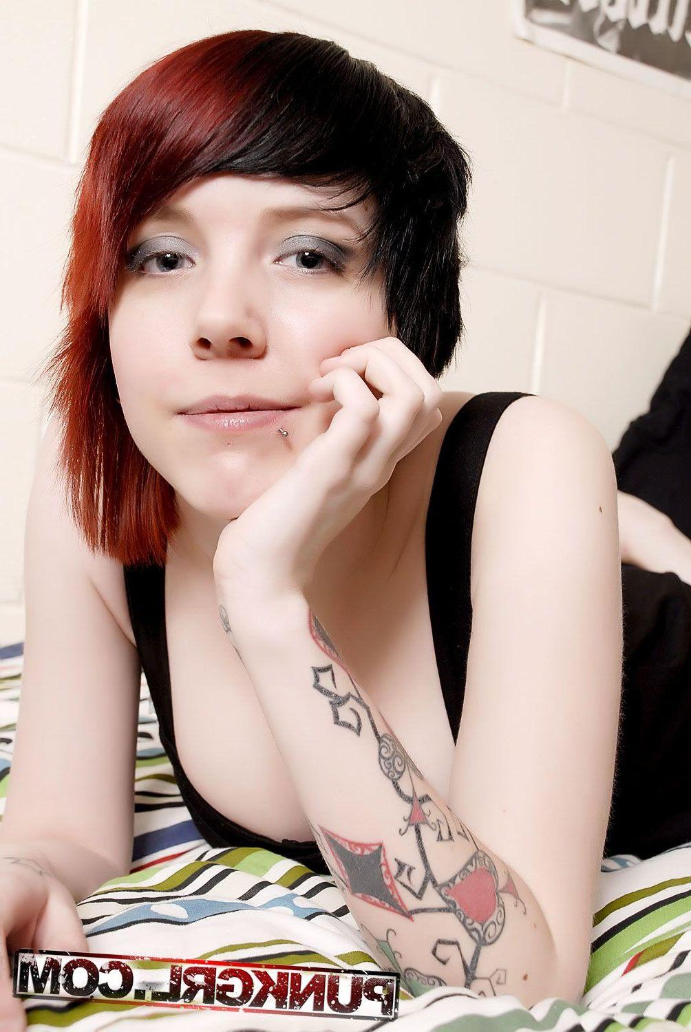 20P Pictures of teen punk Cassie getting nude in her dorm room