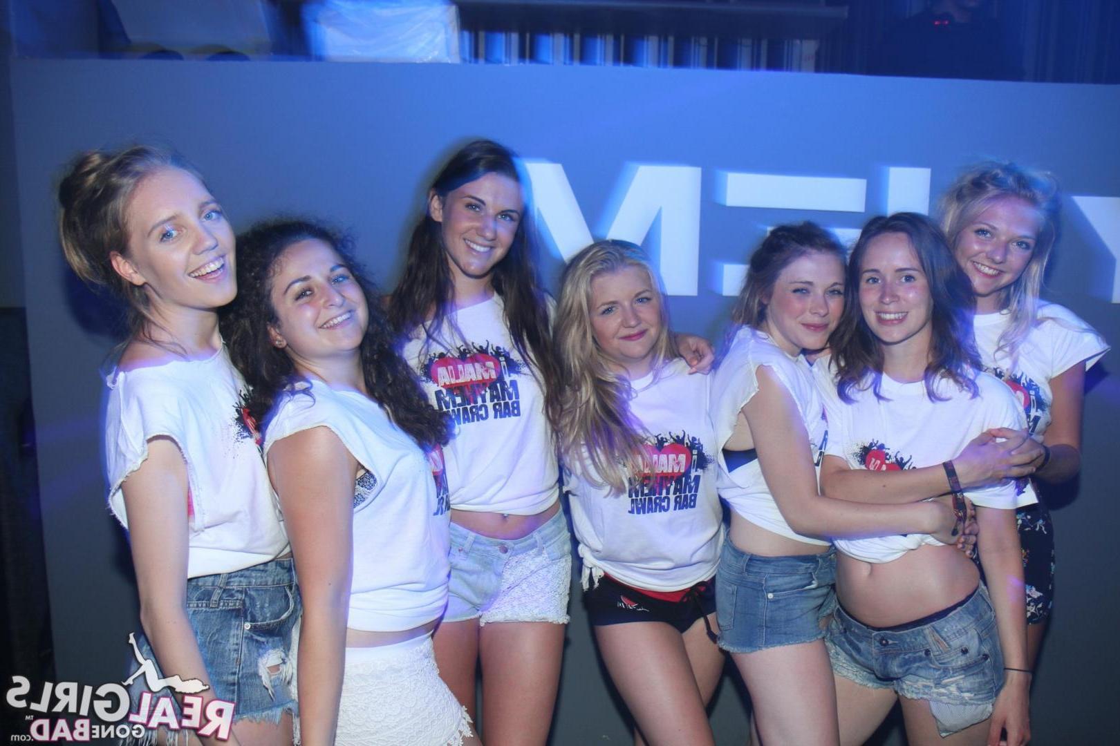 12P Hot college coeds go wild on a bar crawl