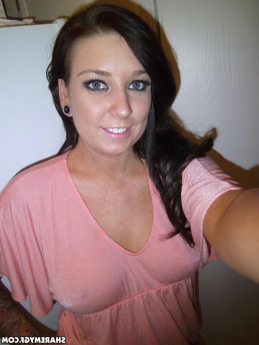 20P Busty brunette GF takes selfies of her big tits and hot body