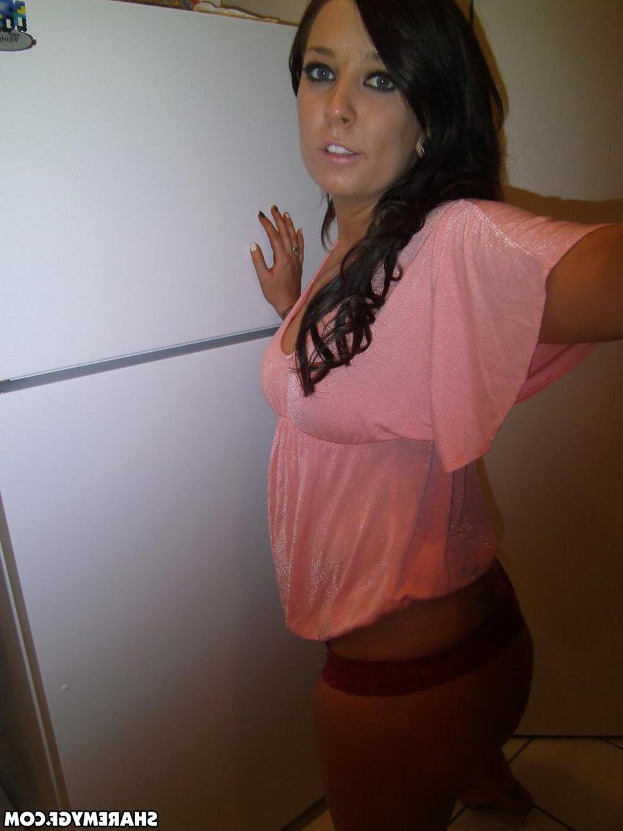 20P Busty brunette GF takes selfies of her big tits and hot body