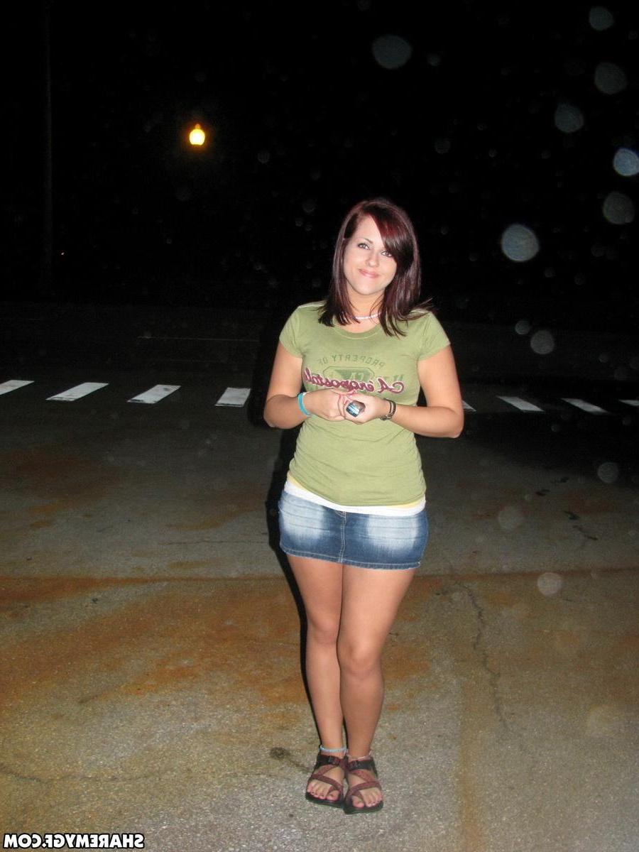 20P Hot girlfriend shares pics of her self with her friends