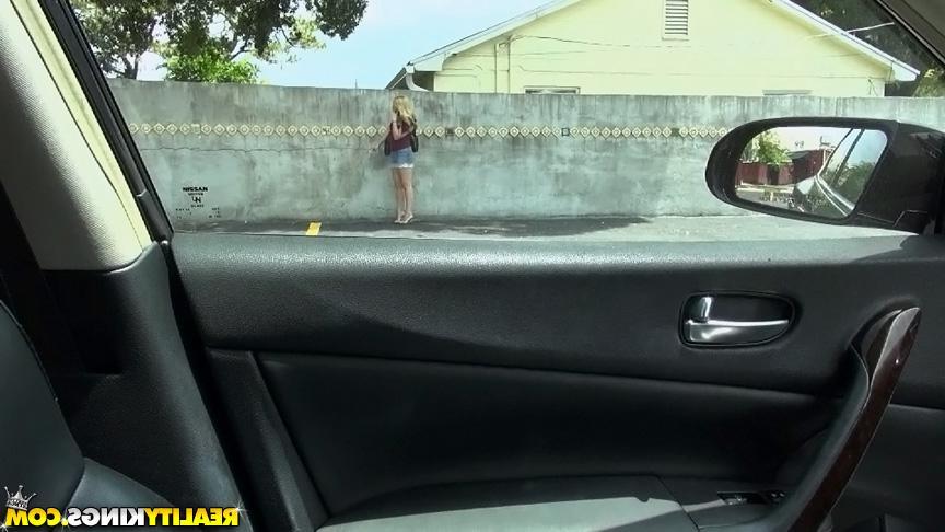 20P Blonde amateur Lilly Ligotage gets picked up and fucked in a motel room