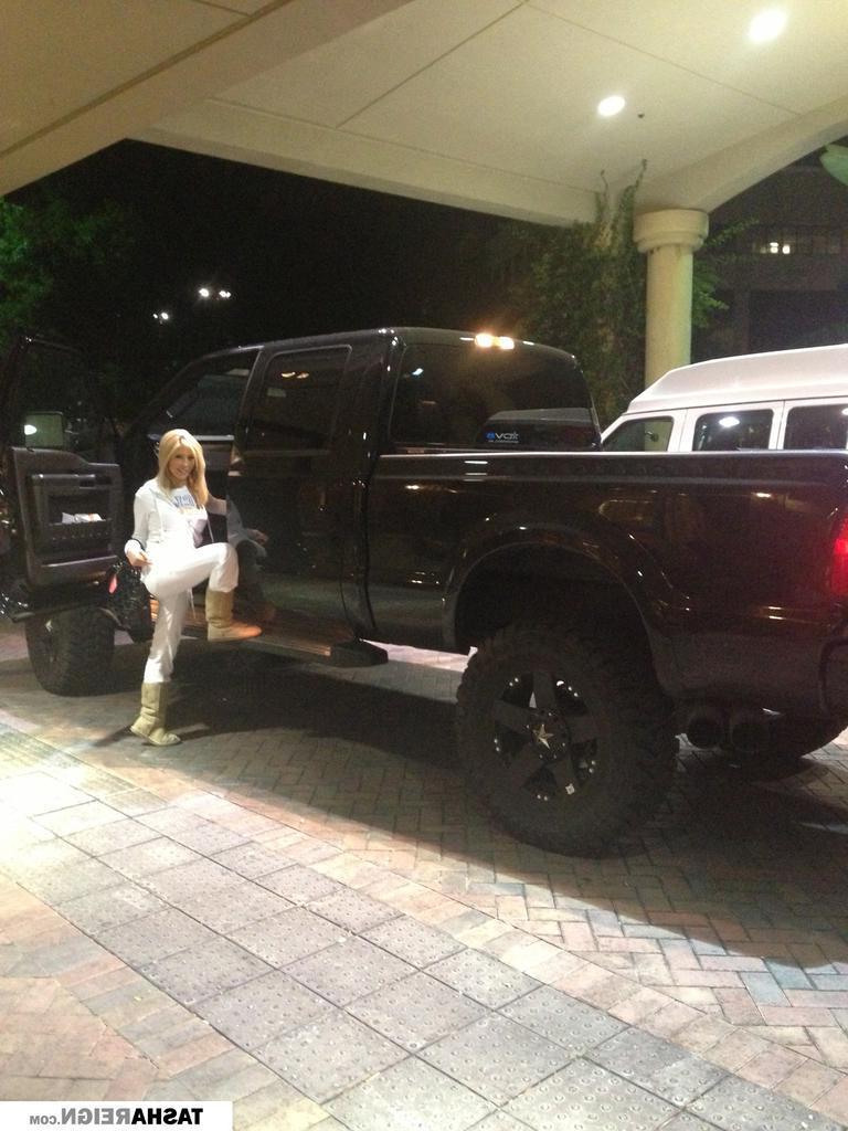 15P Tasha Reign shares some of her private candid pics just for you