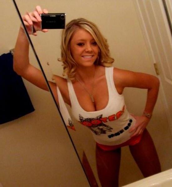 15P Pictures of hot teen coeds getting slutty on cam