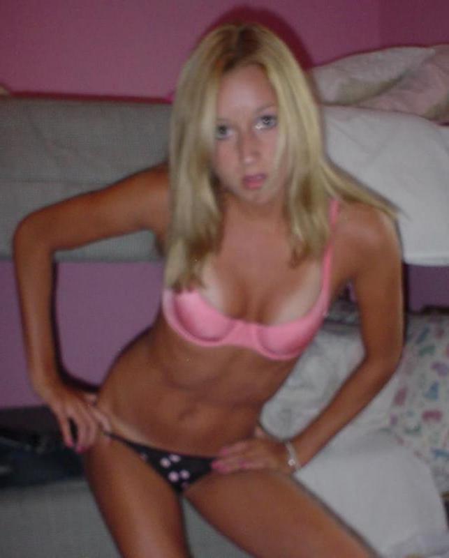 14P Blonde amateur chick teases by posing sexy