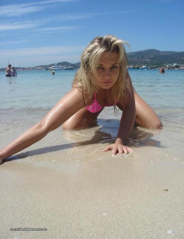 14P Sexy blonde bikini beach babe posing outdoors