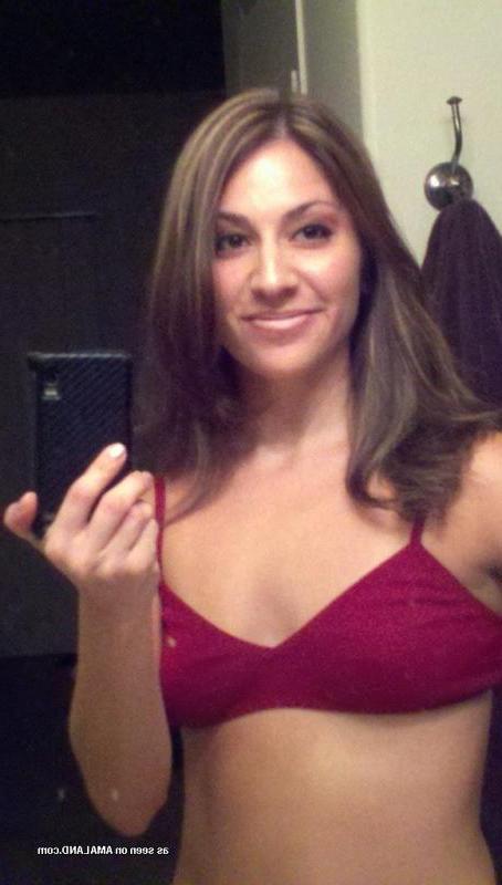 14P Pictures of a sexy brunette teen girlfriend taking pics of herself