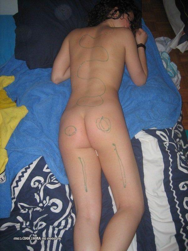 15P Pictures of hot teen girls getting naked