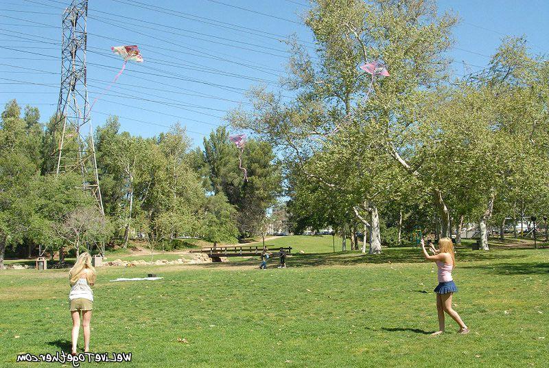 20P Pictures of teen girls going at it