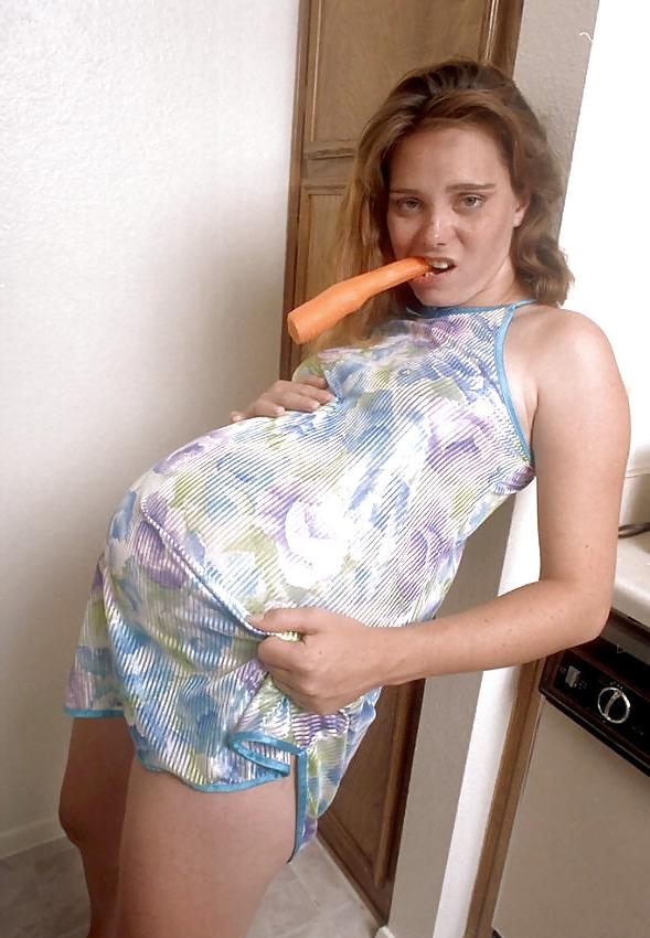 20P HOT & SEXY PREGNANT GIRLS XI