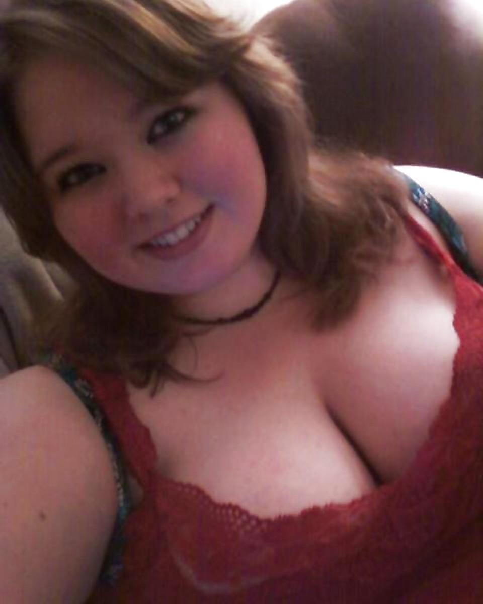 25P From Her SmutDates Private profile