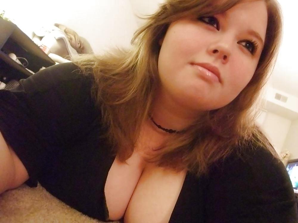 25P From Her SmutDates Private profile