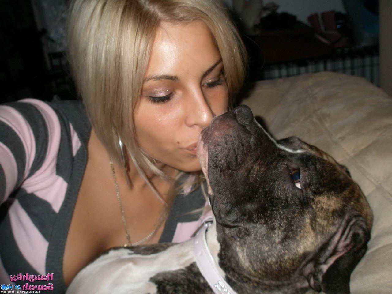 15P Pictures of Naughty Sarah being a naughty girl at home