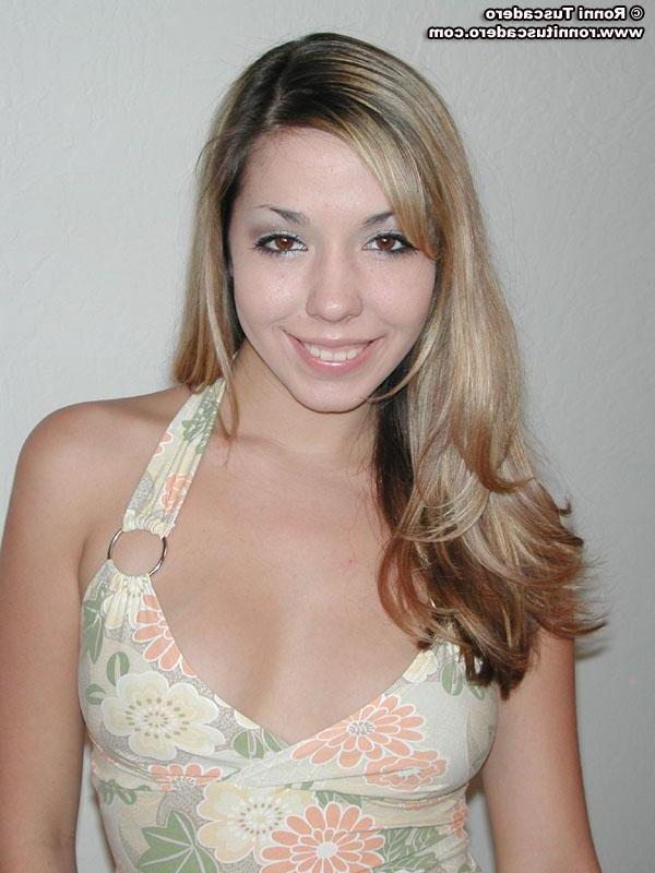 20P Pictures of nude teen girl Ronni Tuscadero