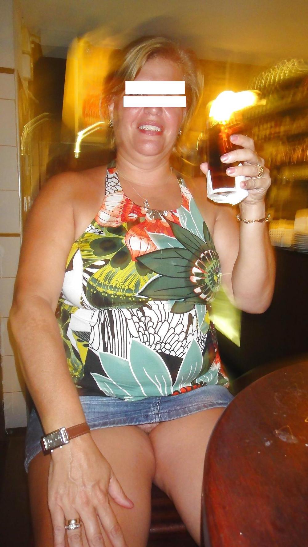4P At the bar again.