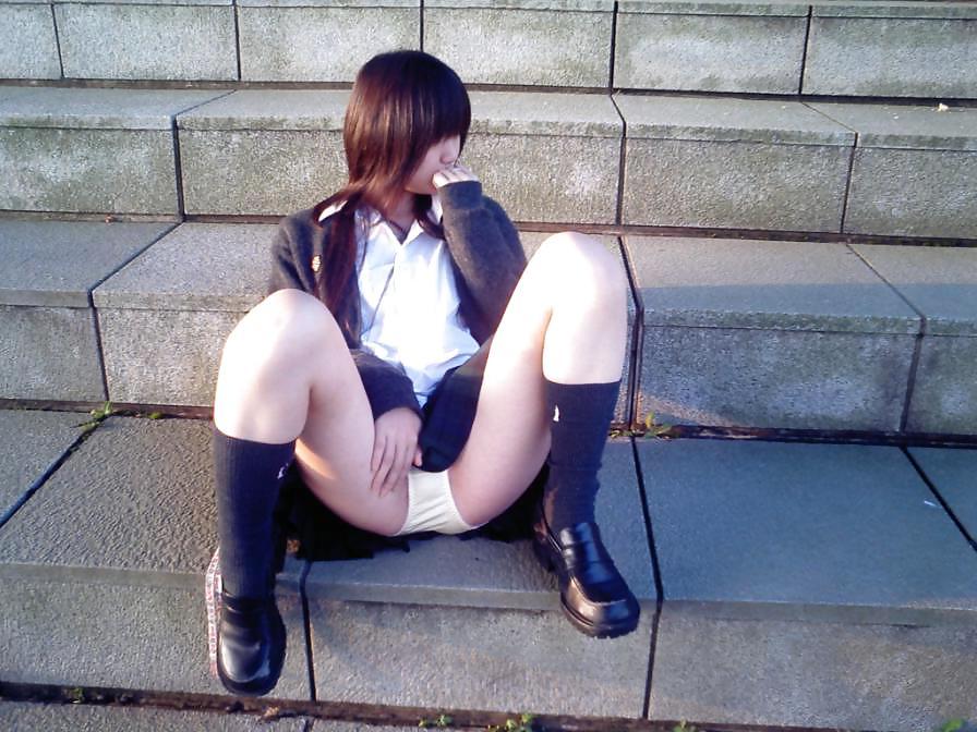 25P Sexy japanese legs spread 3