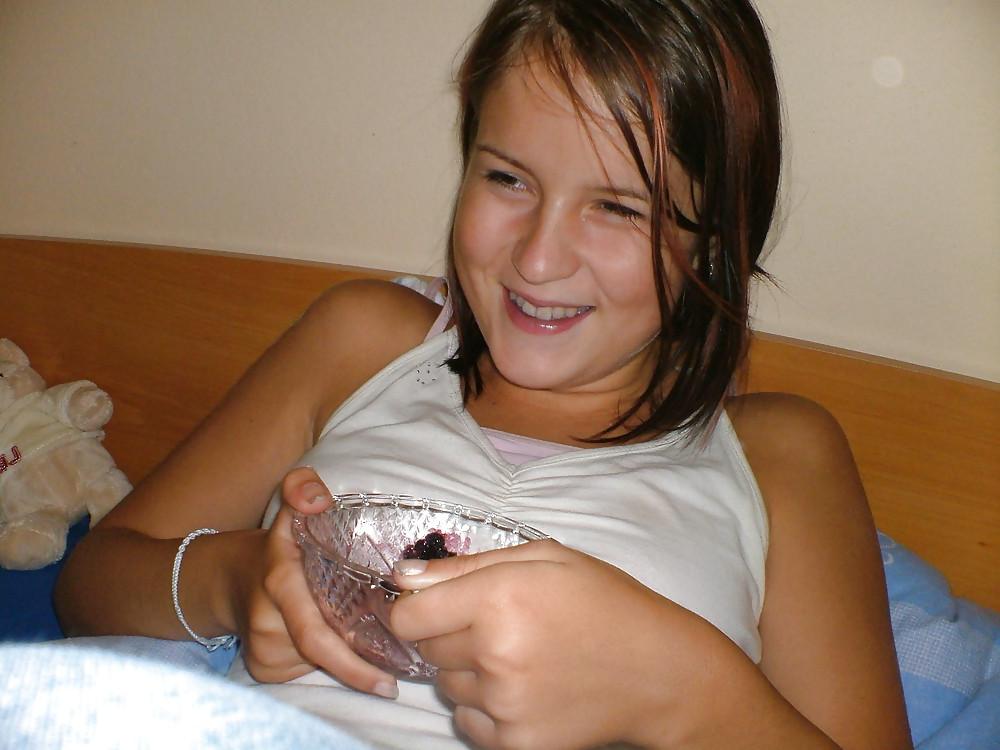 21P HOT GIRLFRIEND - JUTTA