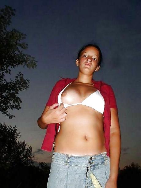 23P PRETTY, NICE AND HORNY - EMMA