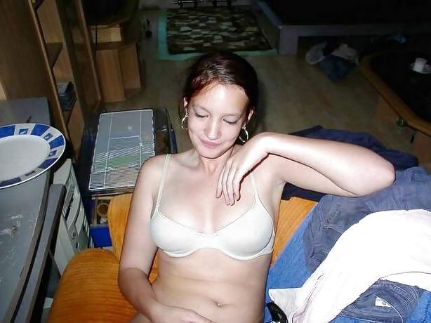 23P PRETTY, NICE AND HORNY - EMMA
