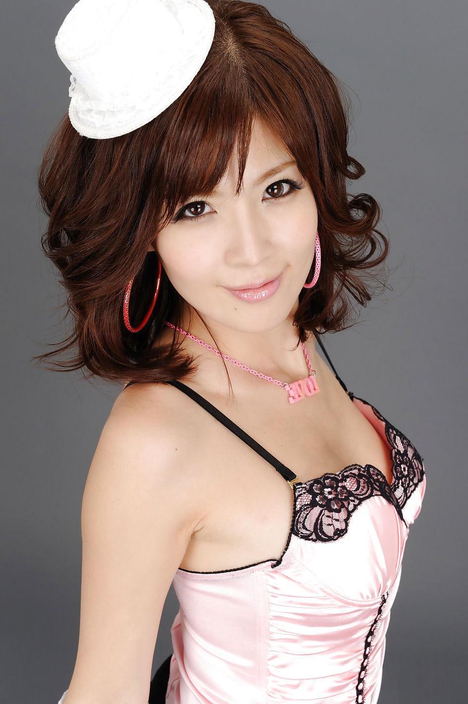 25P Japanese Race Queens-Maika Misaki (4)