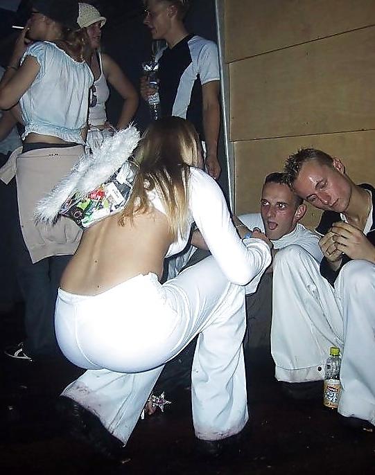 9P Hot girls to cum on and repost