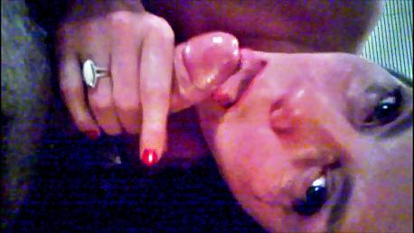 15P MY WIFE playing with her cunt til she cums (oct 9th)