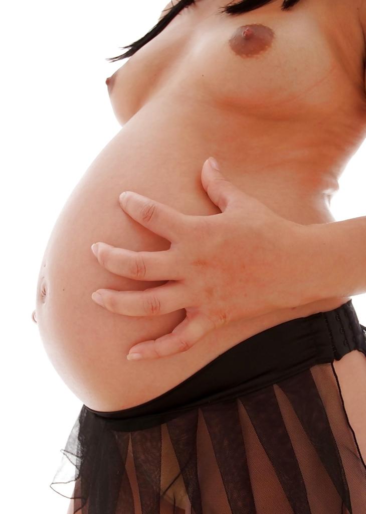 25P Pregnant Jenny