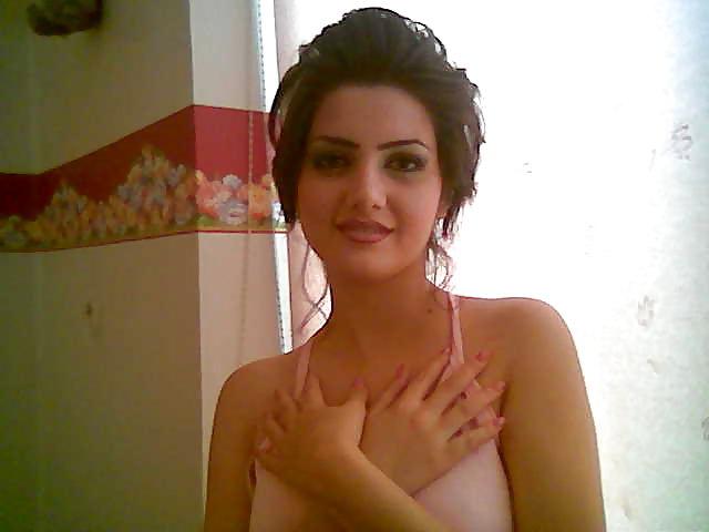 25P Cum on her face 1