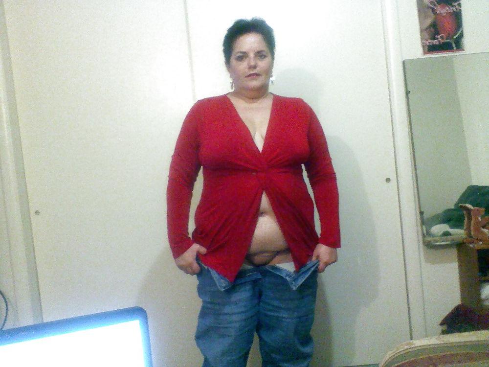 16P Partial strip tease