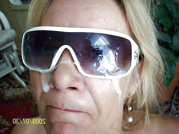 25P Sperm Loaded Milfs