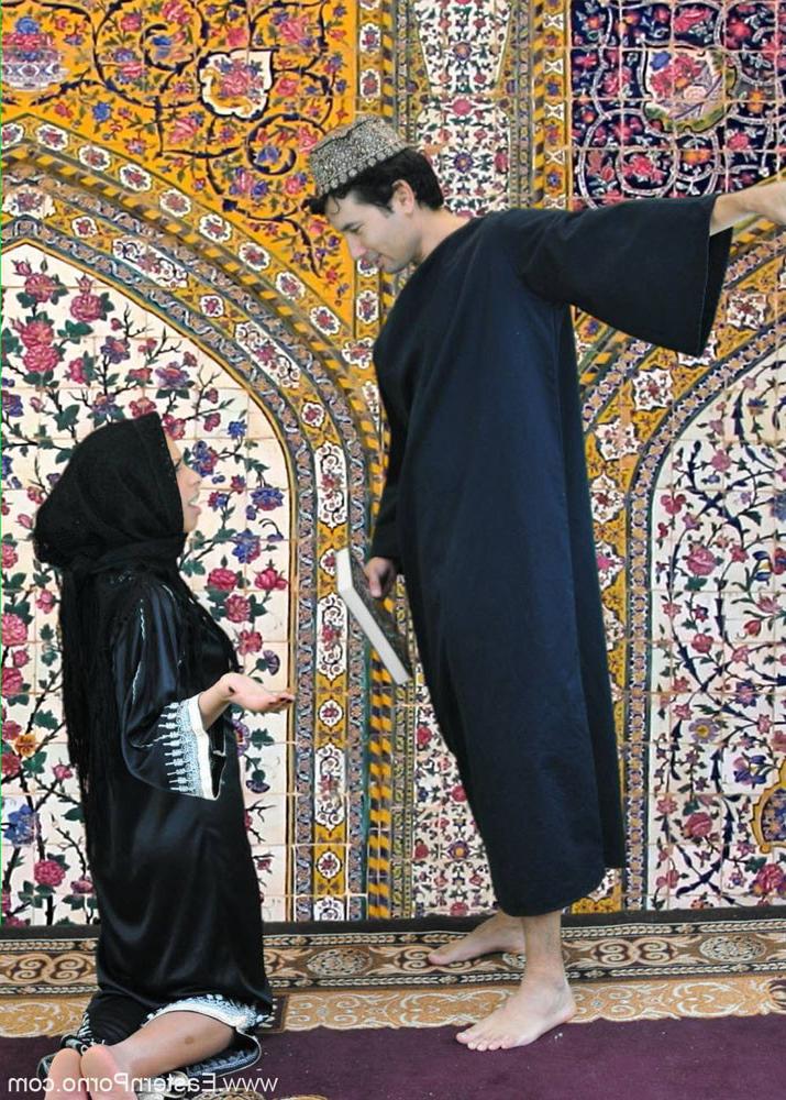 15P small tits arab teen facesitting her weak submissive husband